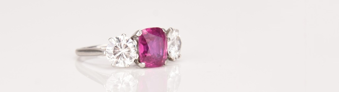 Diamond Jewellery and Watches Star in our £225,000 Auction